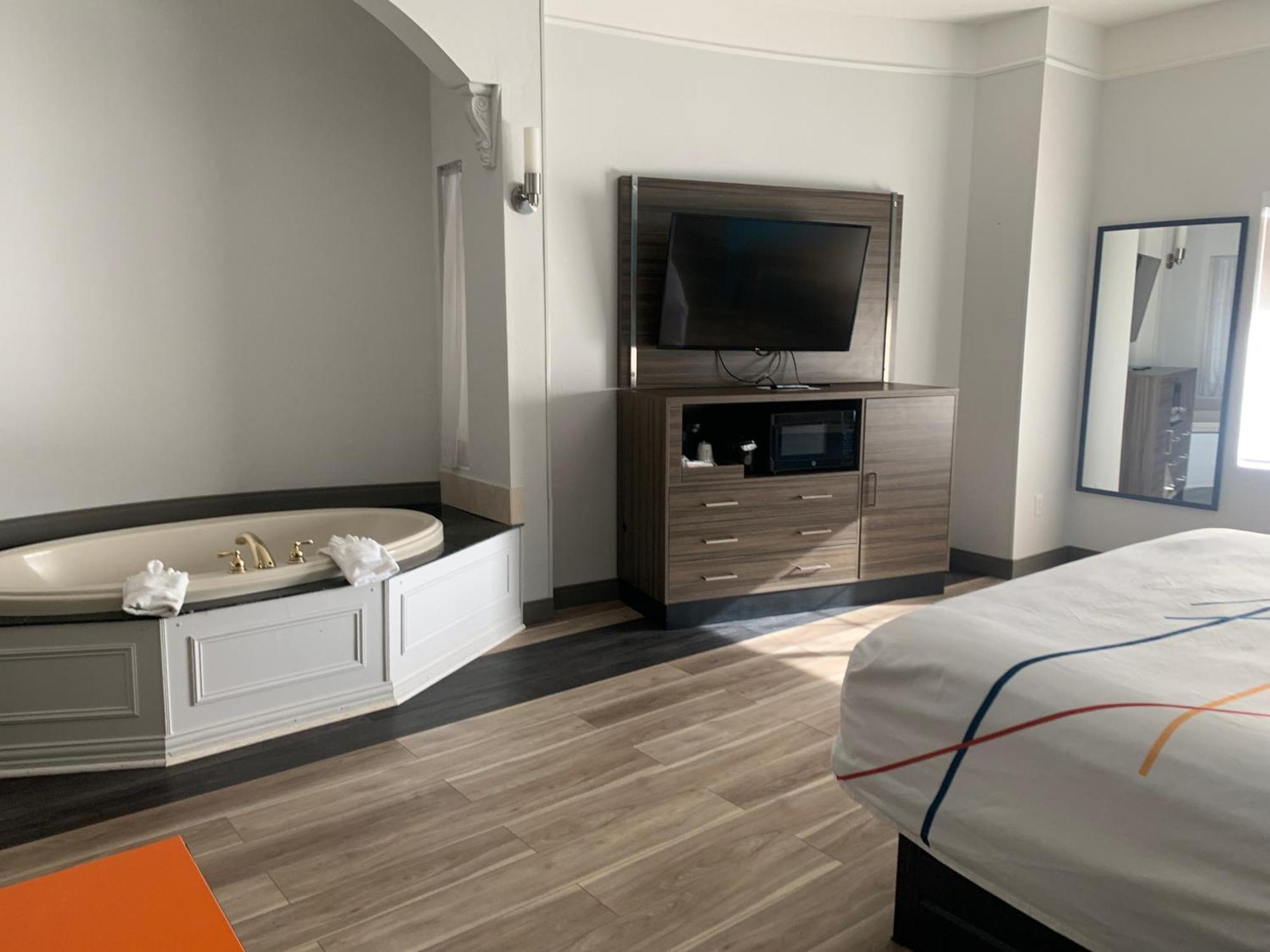 La Quinta By Wyndham Okc North - Quail Springs Hotel 3*