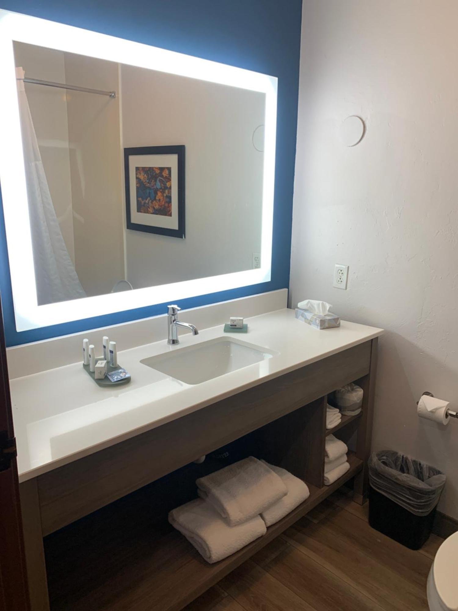 La Quinta By Wyndham Okc North - Quail Springs Hotel