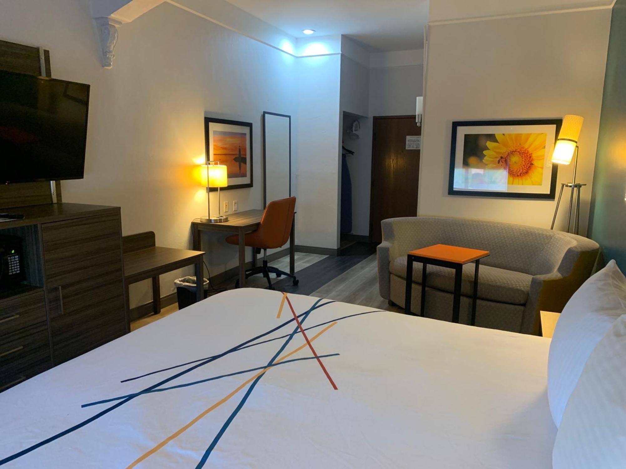 La Quinta By Wyndham Okc North - Quail Springs Hotel 3*